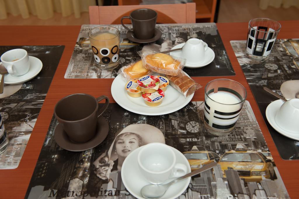 Casa Vacanze House Eden ローマ エクステリア 写真