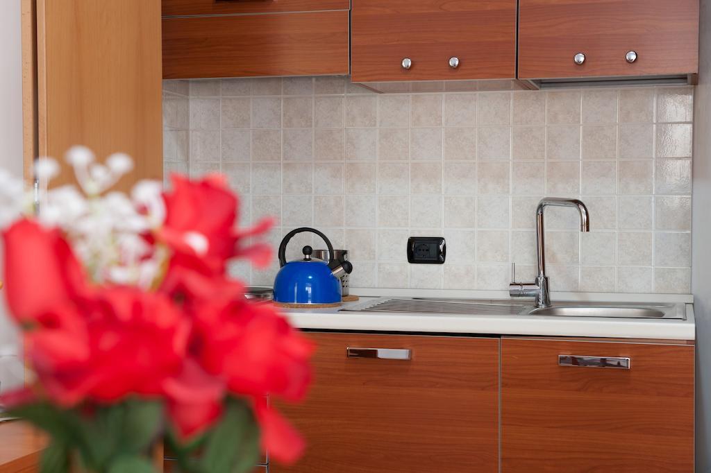 Casa Vacanze House Eden ローマ エクステリア 写真